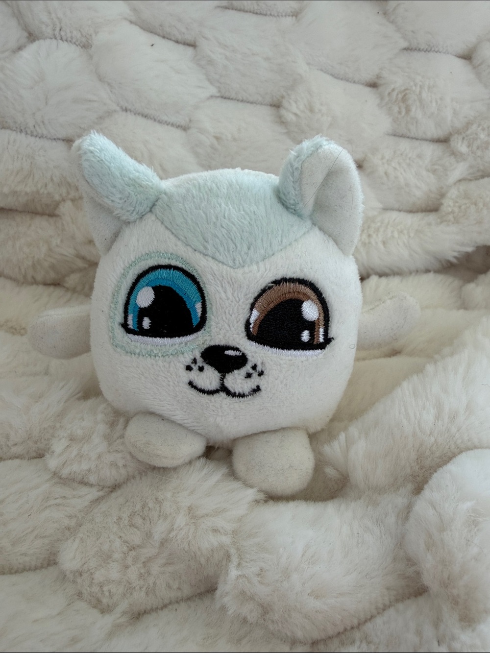 RARE Silly Scoops Wintermint Husky 3”